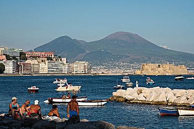 《玩具熊的午夜后宫：走进深渊》实机预告片泄露